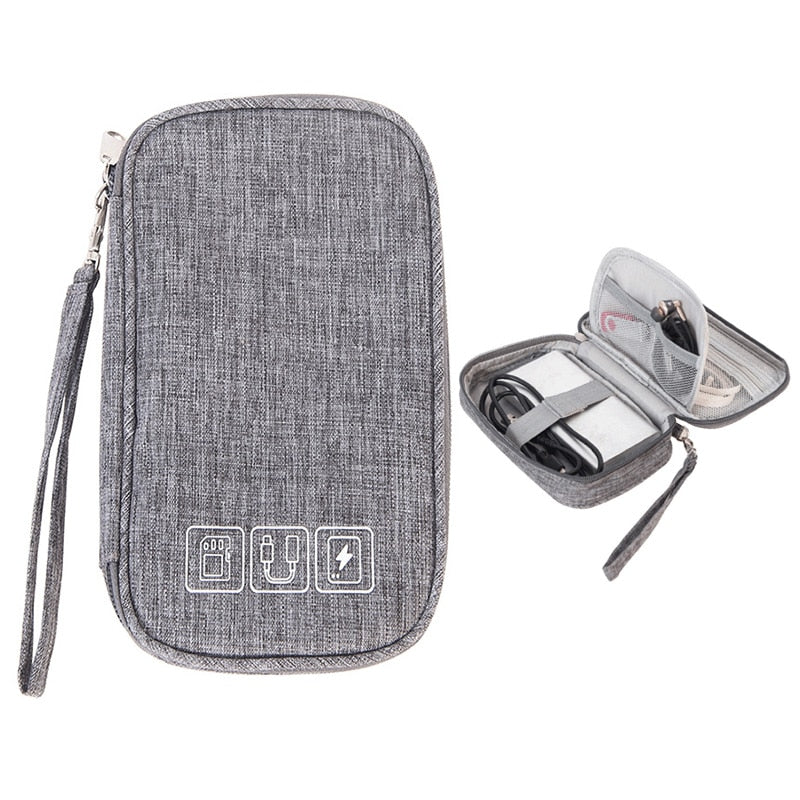 Petite trousse pour câble et chargeur d'ordinateur